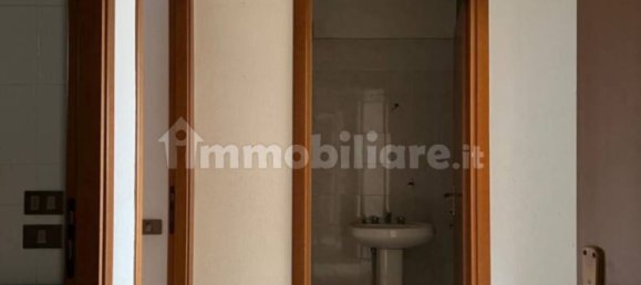 Квартира с 2 спальнями в Рим, Италия № 142752 11