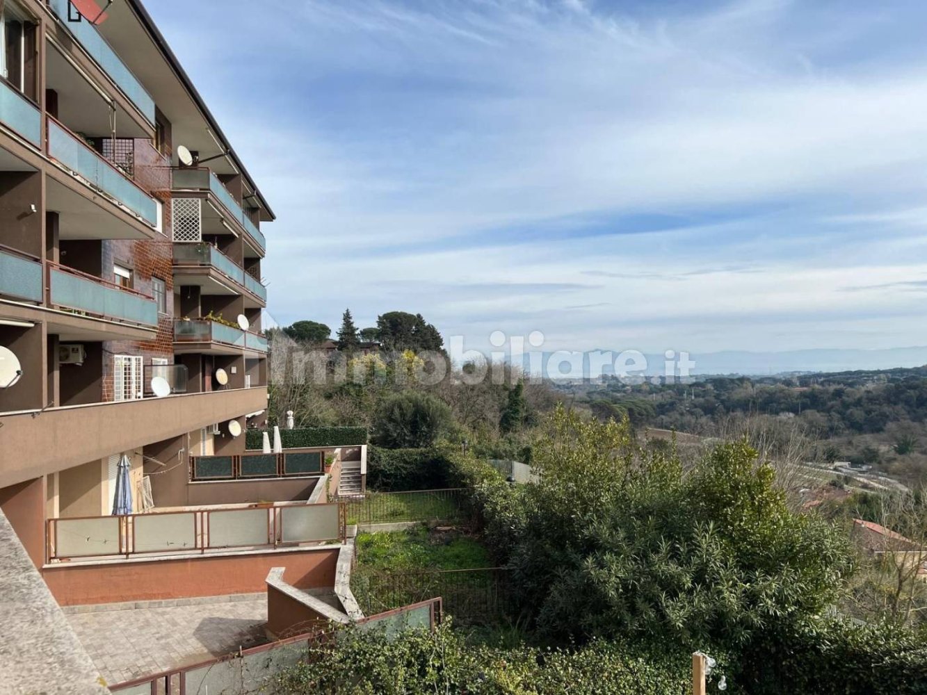 Квартира с 2 спальнями в Рим, Италия № 142752