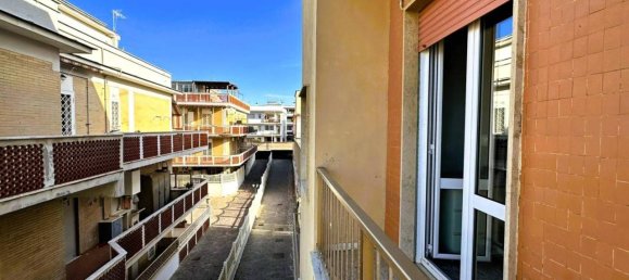 3-Zimmer Wohnung in Pomezia, Italy, Nr. 36089 13