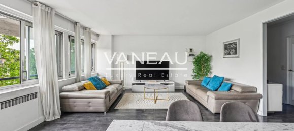 2 bedrooms Apartment in Paris, France No. 170616 3