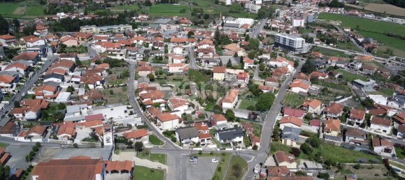  قطعة أرض في Vila Nova de Famalicao, Portugal رقم 33010 15