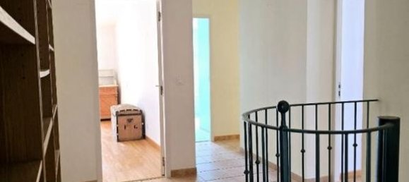 8 Schlafzimmer Villa in Uzes, France, Nr. 346580 15
