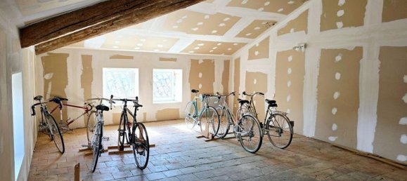 8 Schlafzimmer Villa in Uzes, France, Nr. 346580 18