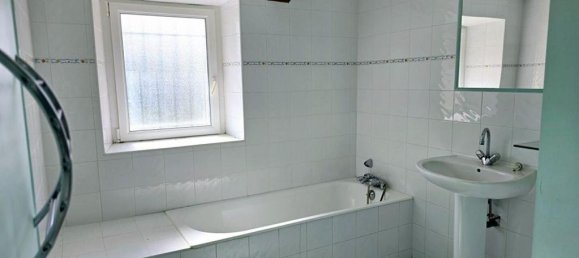 8 Schlafzimmer Villa in Uzes, France, Nr. 346580 14