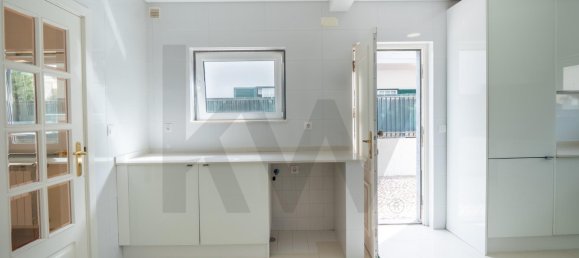 4 bedrooms House in Cascais, Portugal No. 103310 13