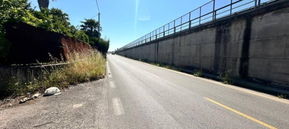 3040m² Land in Qualiano, Italy No. 23900 12