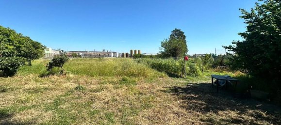 3040m² Land in Qualiano, Italy No. 23900 4