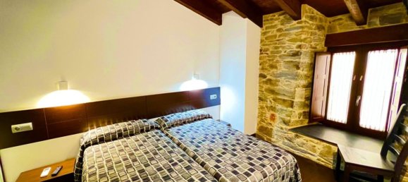 Gebäude in Villafranca del Bierzo, Spain 226m², Nr. 71965 3