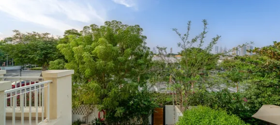 Villa de 3 dormitorios en The Lakes, UAE No. 108341 8