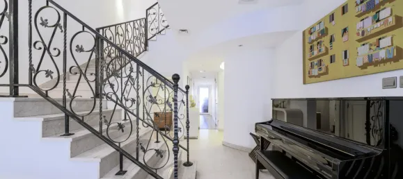 Villa de 3 dormitorios en The Lakes, UAE No. 108341 17