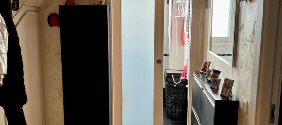 5-Zimmer Doppelhaus in Bollate, Italy, Nr. 25642 40