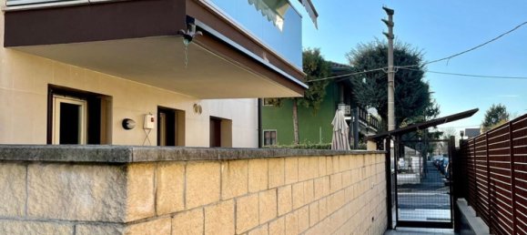 5-Zimmer Doppelhaus in Bollate, Italy, Nr. 25642 140