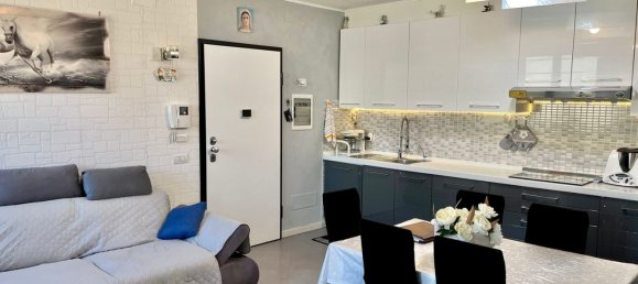 5-Zimmer Doppelhaus in Bollate, Italy, Nr. 25642 3