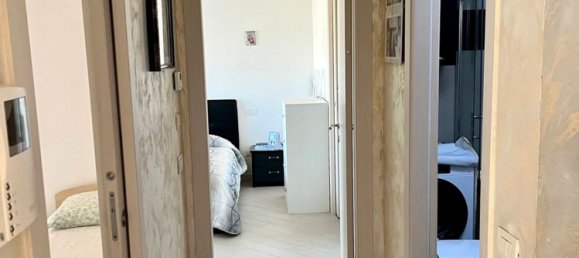 5-Zimmer Doppelhaus in Bollate, Italy, Nr. 25642 75