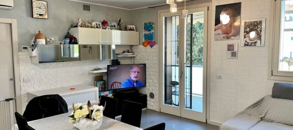 5-Zimmer Doppelhaus in Bollate, Italy, Nr. 25642 23