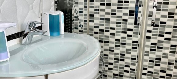 5-Zimmer Doppelhaus in Bollate, Italy, Nr. 25642 20