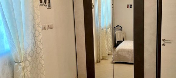 5-Zimmer Doppelhaus in Bollate, Italy, Nr. 25642 37