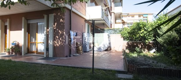 2 Schlafzimmer Wohnung in Chiavari, Italy, Nr. 361493 6