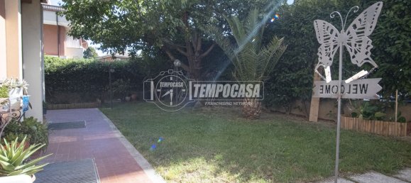 2 Schlafzimmer Wohnung in Chiavari, Italy, Nr. 361493 16