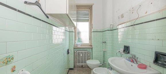 3-salle Appartement à Alpignano, Italy No. 5187 4