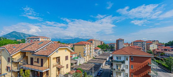 3-salle Appartement à Alpignano, Italy No. 5187 3