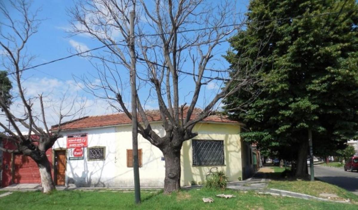 3 bedrooms House in Lomas de Zamora, Argentina No. 71593