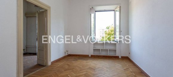 Apartamento T8 em Rome, Italy N.º 296875 3