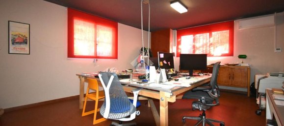 730m² Warehouse in Forlì, Italy No. 118532 10