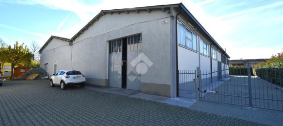 730m² Warehouse in Forlì, Italy No. 118532 12