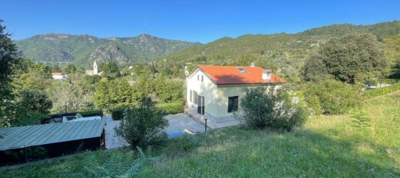 5 rooms House in Deiva Marina, Italy No. 18049 38