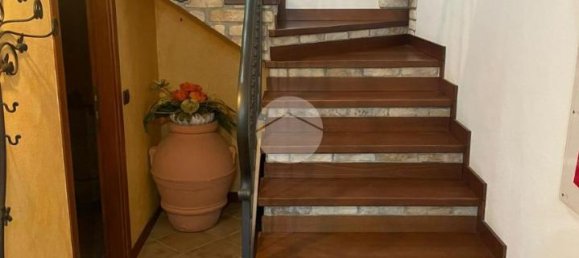 5 rooms House in Deiva Marina, Italy No. 18049 18