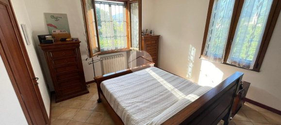 5 rooms House in Deiva Marina, Italy No. 18049 19