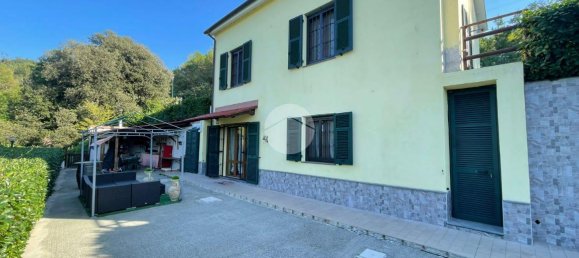 5 rooms House in Deiva Marina, Italy No. 18049 5