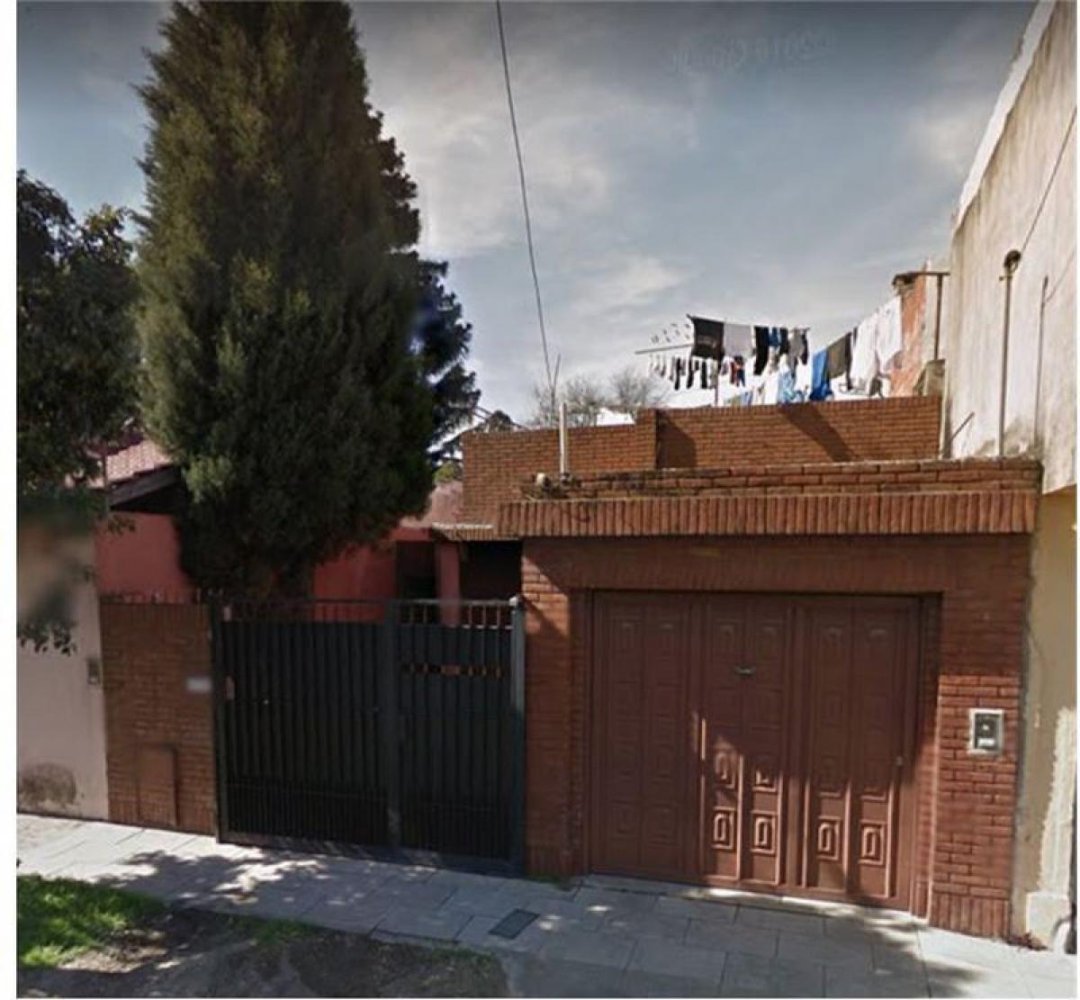 2 bedrooms House in General San Martin, Argentina No. 17095