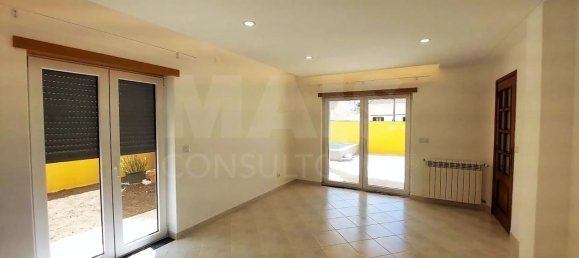 4 bedrooms House in Atouguia da Baleia, Portugal No. 119207 3