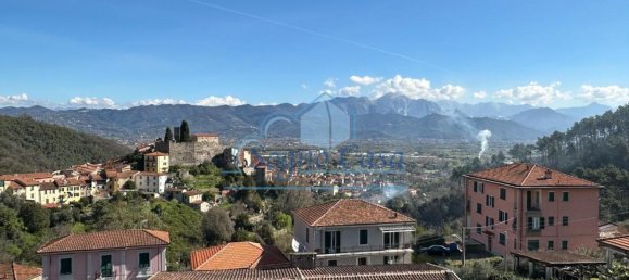 10 rooms Apartment in Ameglia, Italy No. 71433 3