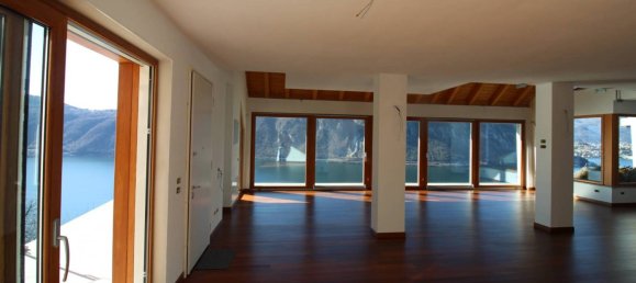 7 bedrooms Villa in Campione d'Italia, Italy No. 106288 11