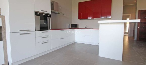 2 bedrooms Apartment in Saint Julian's, Malta No. 6579 5