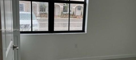 3 bedrooms Villa for sale in Miami, Miami-Dade, Florida, USA № 615436 28