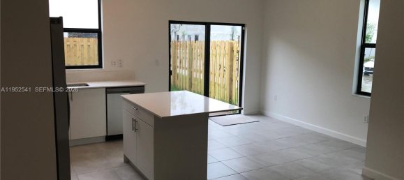 3 bedrooms Villa for sale in Miami, Miami-Dade, Florida, USA № 615436 23