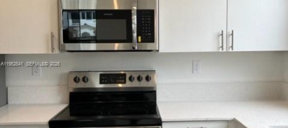 3 bedrooms Villa for sale in Miami, Miami-Dade, Florida, USA № 615436 15