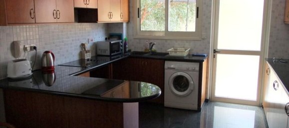 4 bedrooms Villa in Limassol, Cyprus No. 12519 5