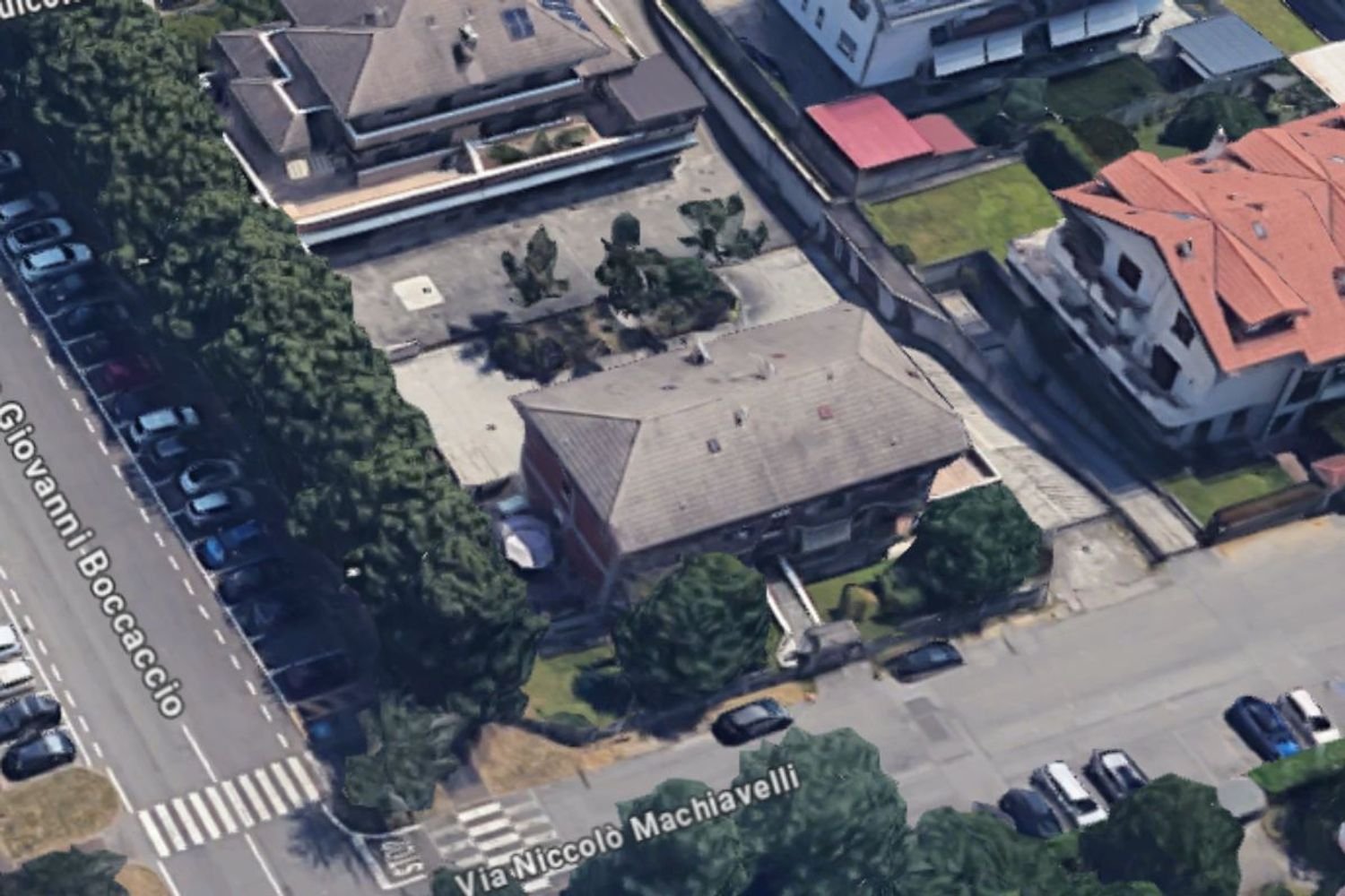 40m² Garage in Cernusco sul Naviglio, Italy No. 263721