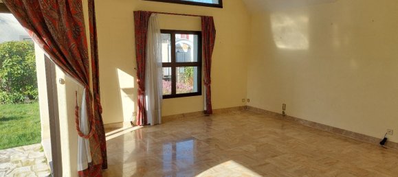 4 Schlafzimmer Haus in Pontivy, France, Nr. 204265 5