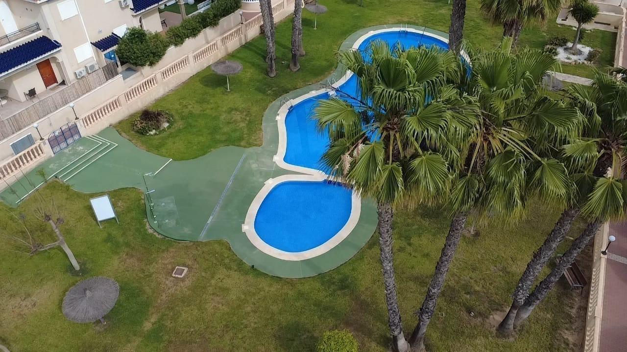 Bungalow em Torrevieja, Spain 58 m² N.º 369850