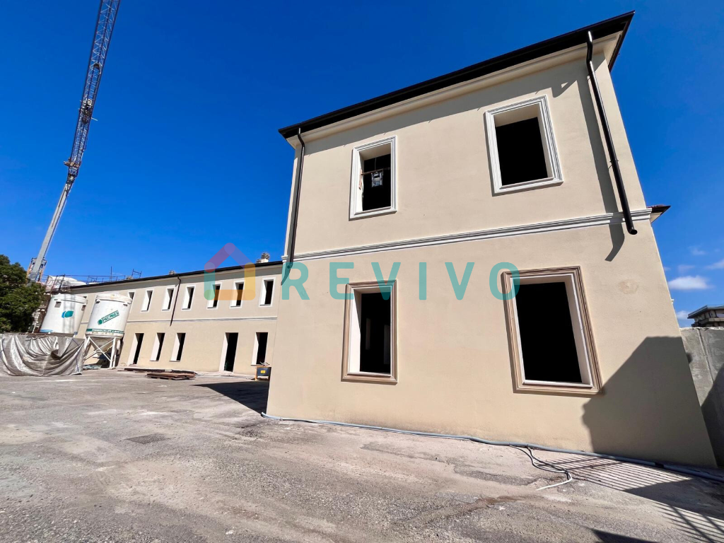 2 bedrooms Apartment in Florence, Italy No. 121180