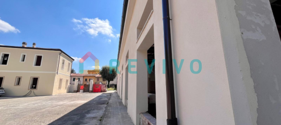 2 bedrooms Apartment in Florence, Italy No. 121180 4