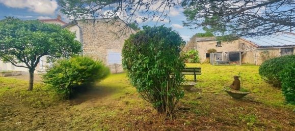 Дом с 5 спальнями в Сен-Медар-д’Они, Франция № 300985 16