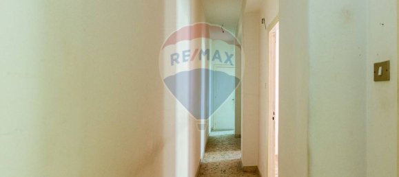 2 bedrooms Apartment in Valverde, Italy No. 232486 5