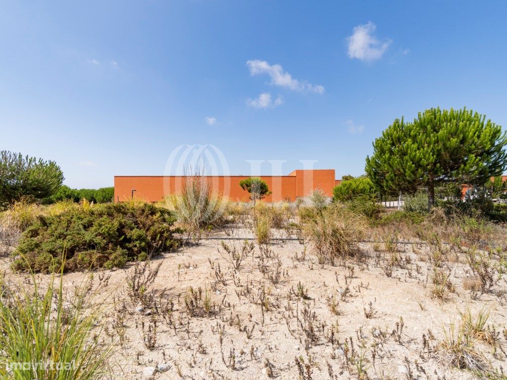1369m² Land in Obidos, Portugal No. 77397